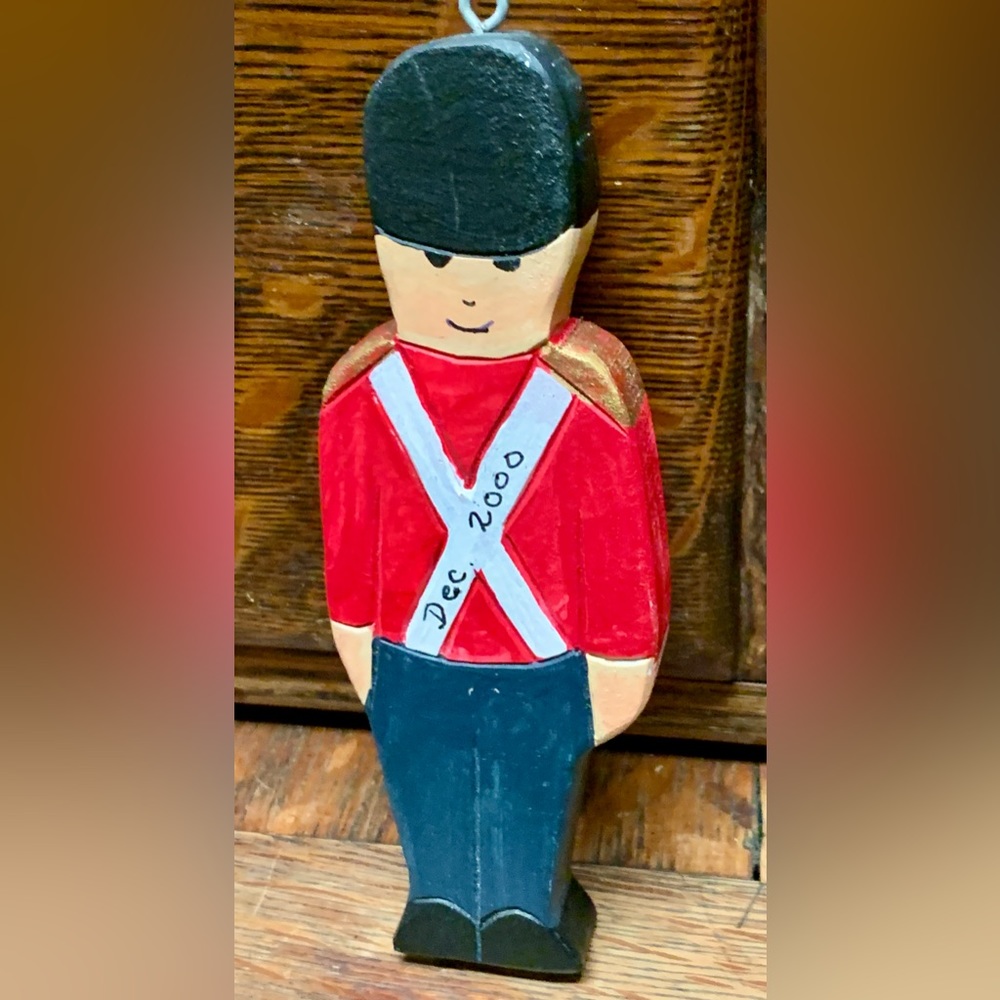 Y2K Vintage Artisan Hand Crafted Wooden Old Style Soldier Ornament